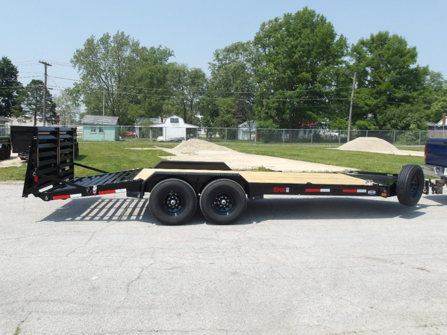 New 2026 MAXX-D EHX8320 Equipment Trailer