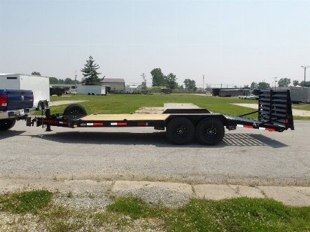New 2026 MAXX-D EHX8320 Equipment Trailer