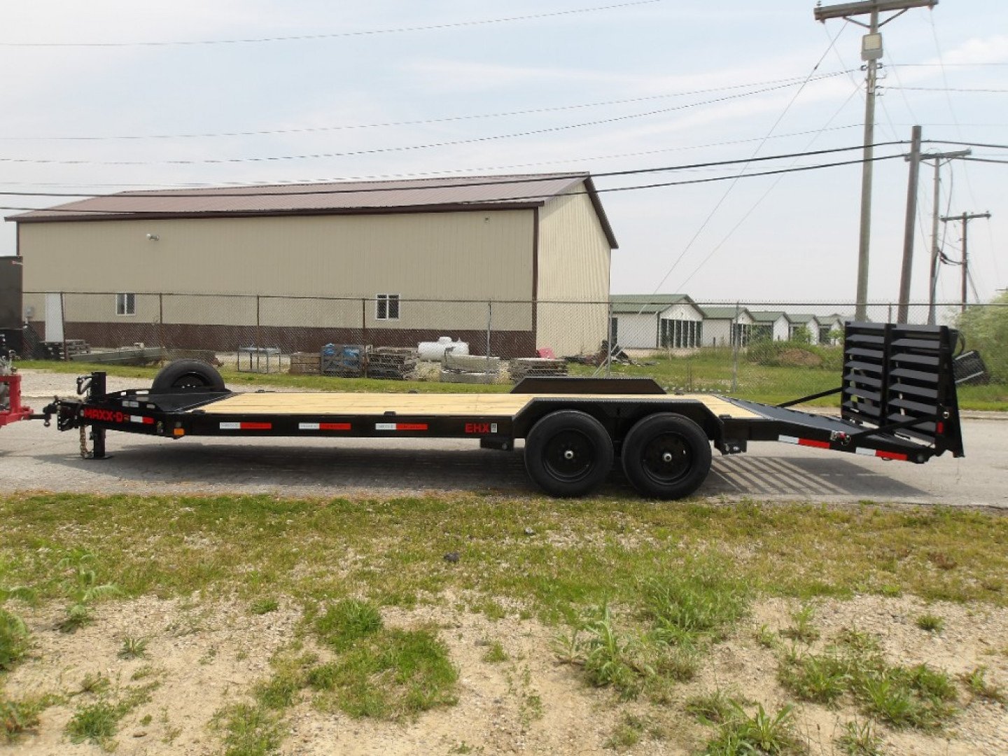 New 2026 MAXX-D EHX8322 Equipment Trailer