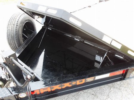 New 2026 MAXX-D EHX8322 Equipment Trailer
