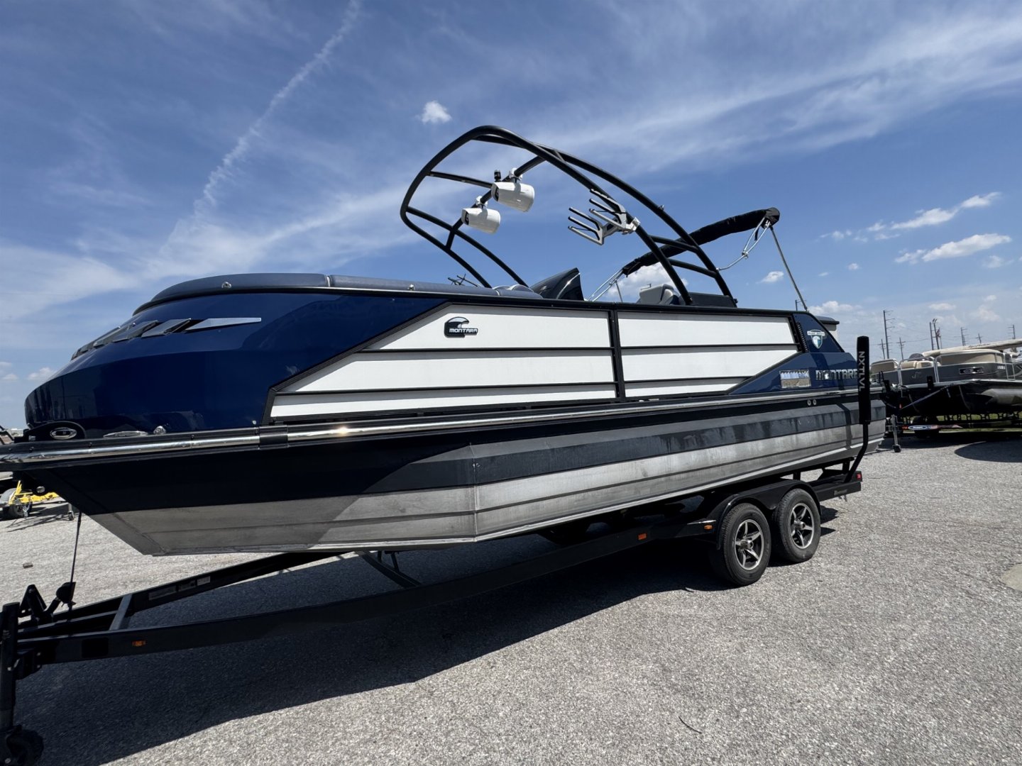 Used 2021 25' Montara Surf Boss Surf Boat