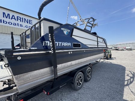 Used 2021 25' Montara Surf Boss Surf Boat