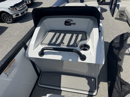 Used 2021 25' Montara Surf Boss Surf Boat