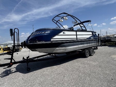 Used 2021 25' Montara Surf Boss Surf Boat