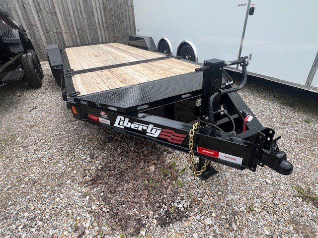 New 2025 Liberty Trailers 83x22 (16+4) 14k Rated Split Deck