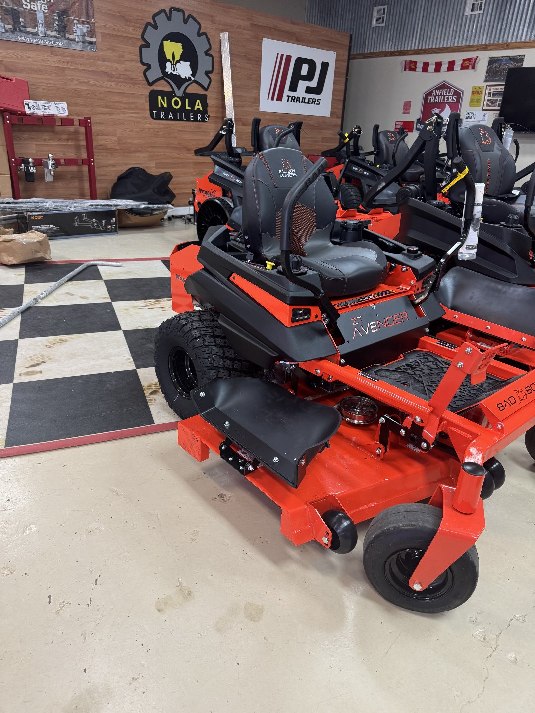 New 2025 Bad Boy ZT AVENGER 60" KAWASAKI 23 HP Lawn Mowers