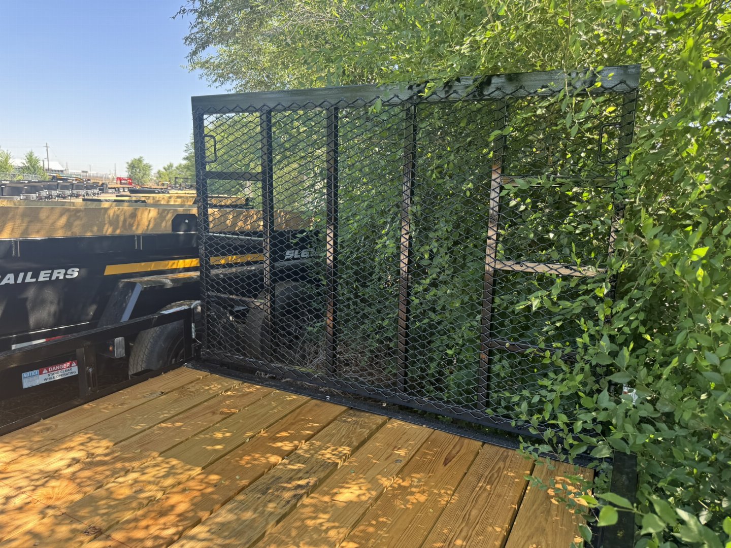 New 2025 Diamond T 6.5-12RampGateUtilitySA
