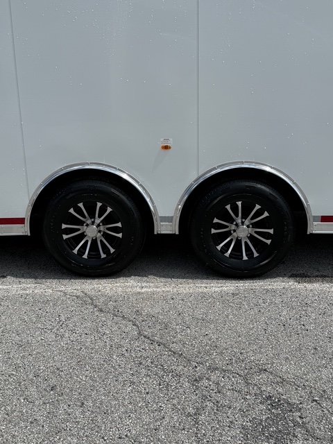New 2025 VINTAGE OUTLAW 8 X 28 RACE TRAILER