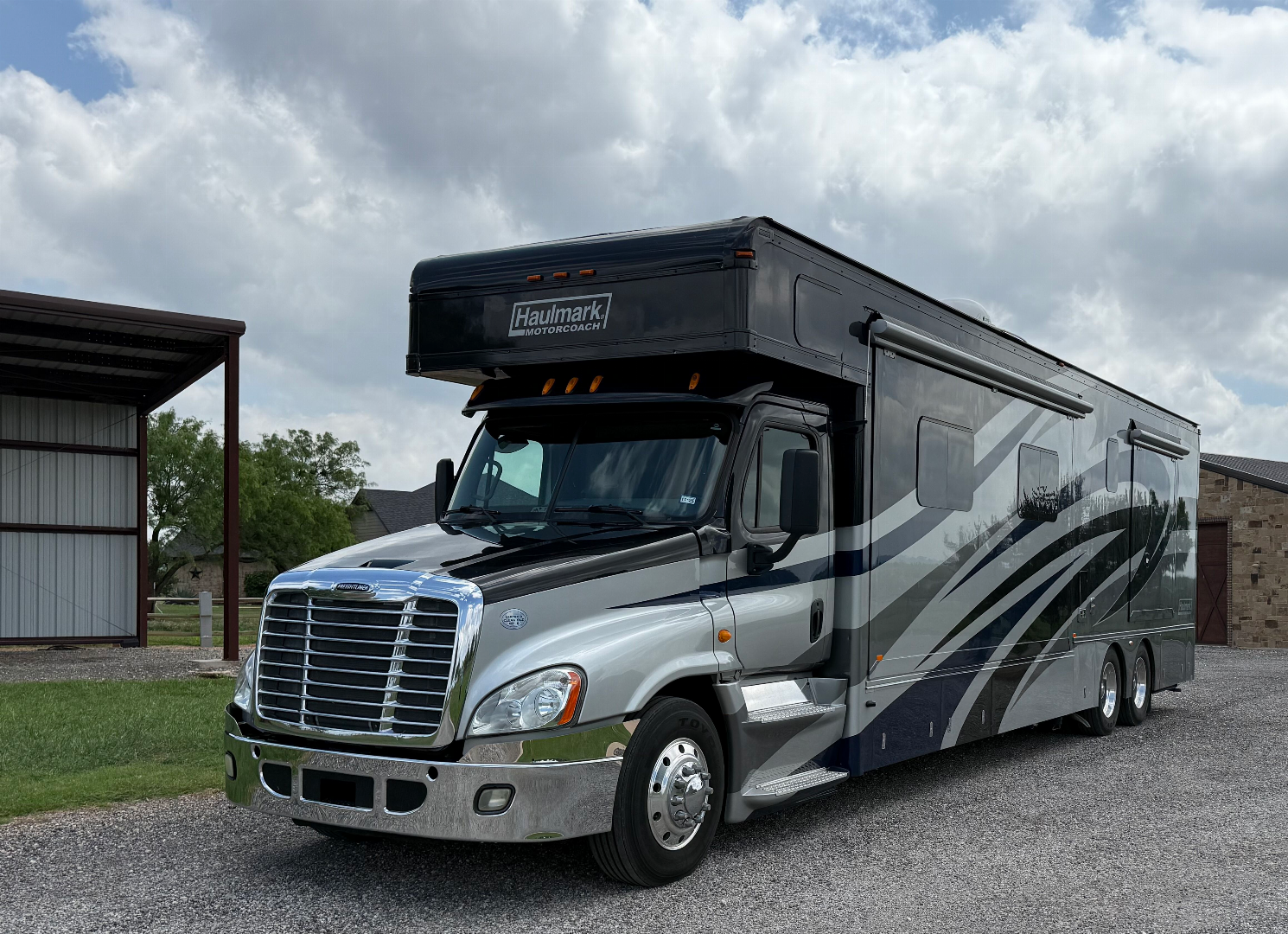 Used 2013 Haulmark 45’ Tandem Axle Motorcoach