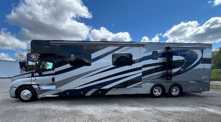 Used 2013 Haulmark 45’ Tandem Axle Motorcoach