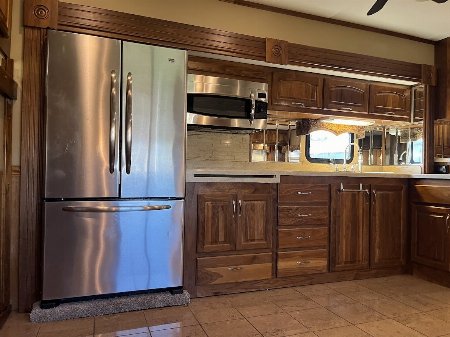 Used 2013 Haulmark 45’ Tandem Axle Motorcoach