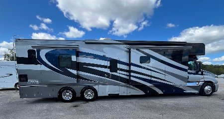 Used 2013 Haulmark 45’ Tandem Axle Motorcoach