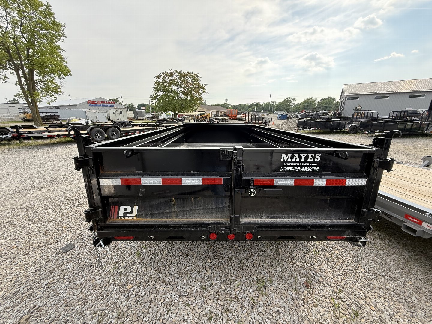 New 2026 PJ Trailer DL142 Dump Trailer 83X14 TA 24" SIDES (GVW:14000)  BLACK