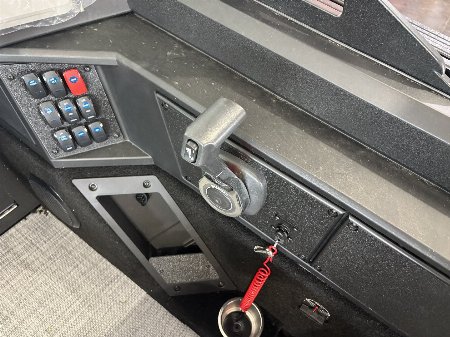 New 2025 Alumacraft Competitor 185 Sport Fishing Boat