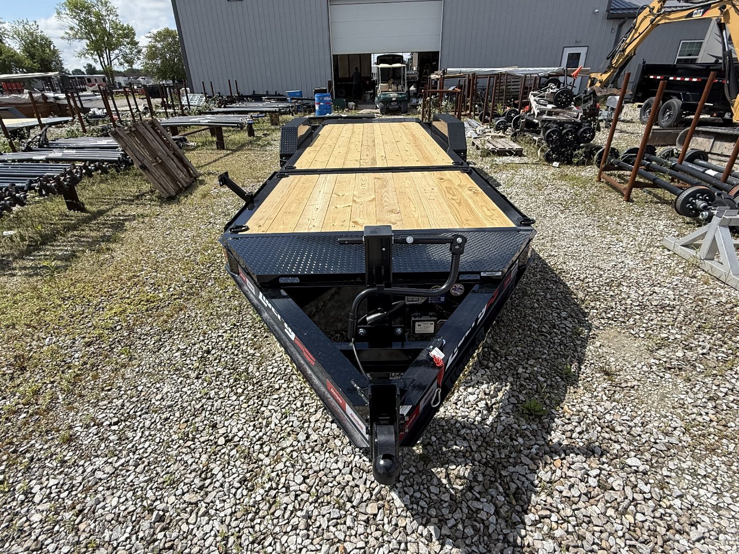 New 2025 LIBERTY TRAILER LT14K83X22SPB8WF<br />
TILT 83X22 TA (GVW:15400) MIDNIGHT BLACK