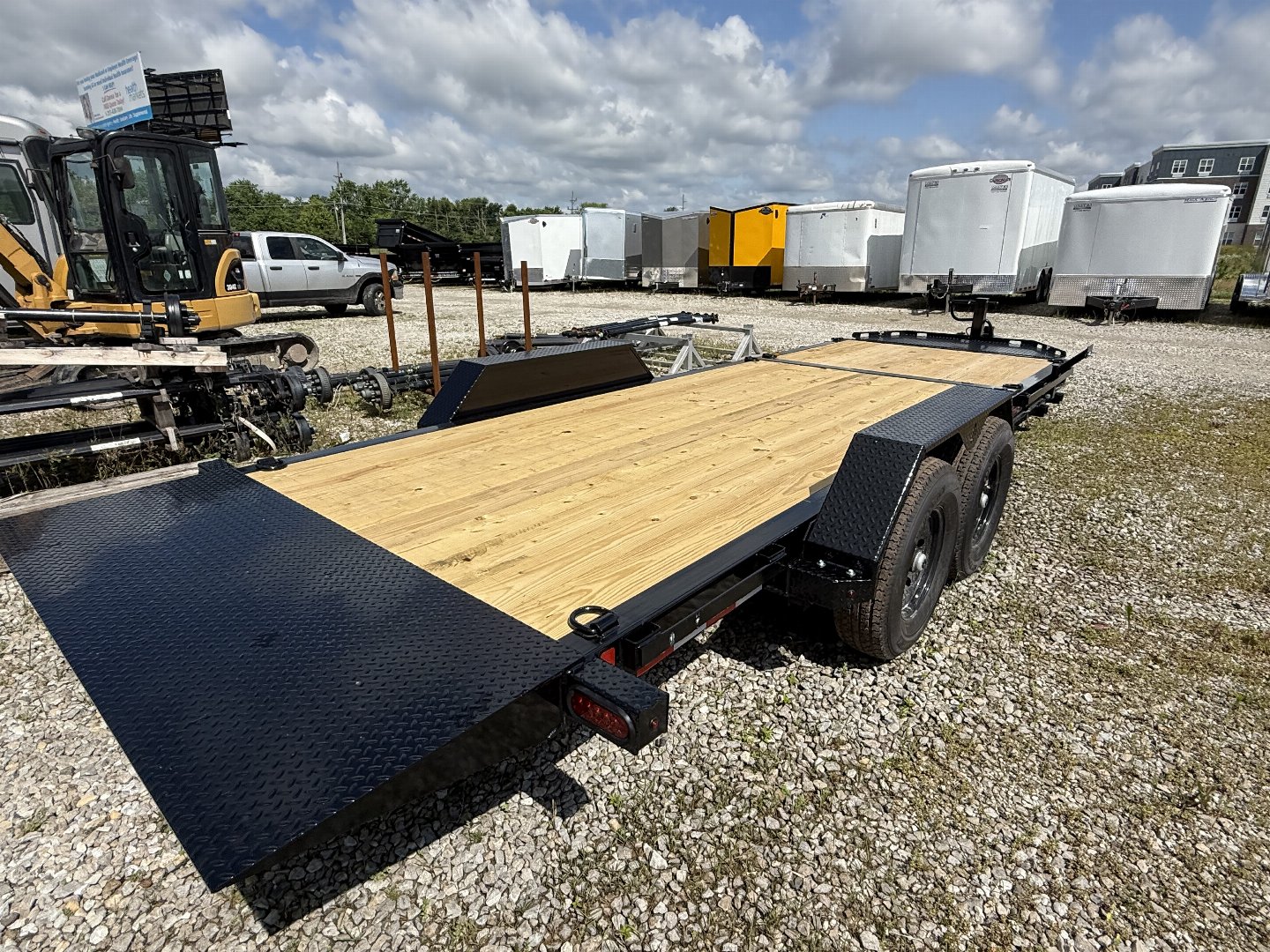 New 2025 LIBERTY TRAILER LT14K83X22SPB8WF<br />
TILT 83X22 TA (GVW:15400) MIDNIGHT BLACK
