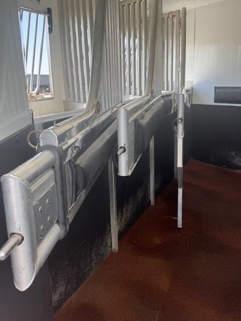 Used 2018 4-Star 4 Horse Living Quarters Horse Trailer