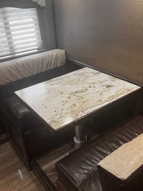 Used 2018 4-Star 4 Horse Living Quarters Horse Trailer