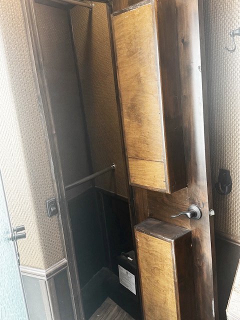 Used 2018 4-Star 4 Horse Living Quarters Horse Trailer