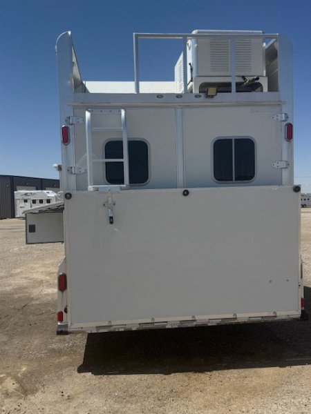 Used 2018 4-Star 4 Horse Living Quarters Horse Trailer