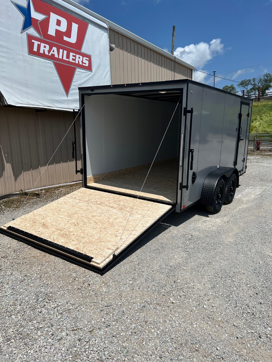 New 2026 DISCOVERY Rover ET 7x14 Enclosed Cargo Trailer #27013
