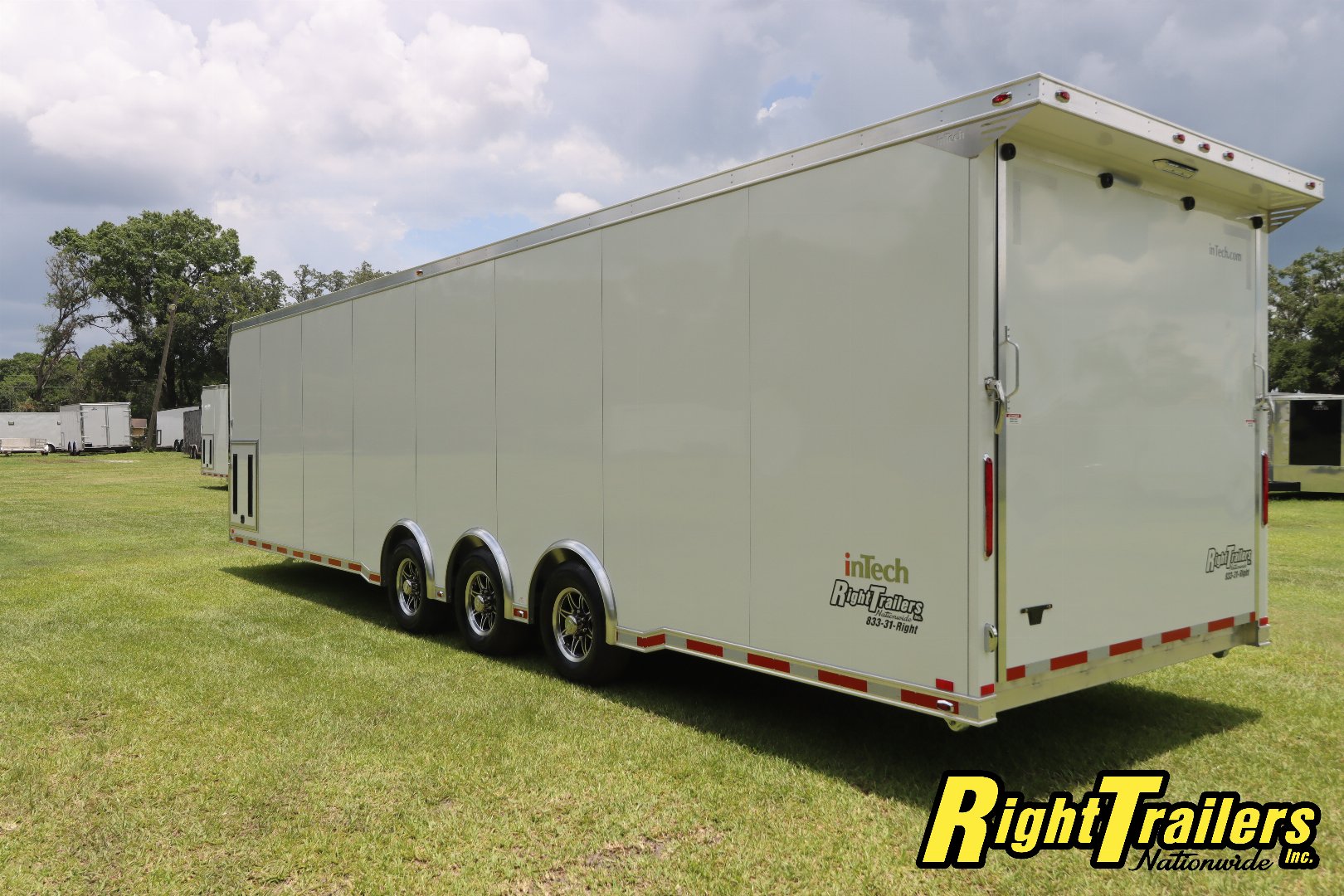 New 2025 inTech Trailers 8.5x32 Race Trailer