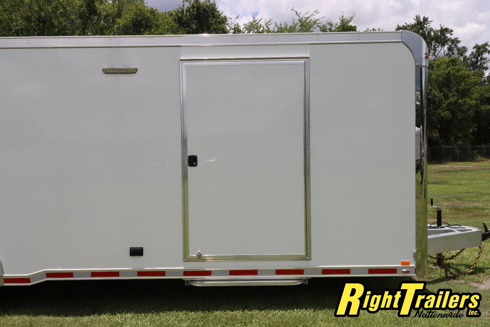 New 2025 inTech Trailers 8.5x32 Race Trailer