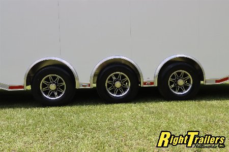 New 2025 inTech Trailers 8.5x32 Race Trailer