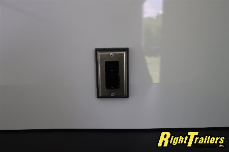New 2025 inTech Trailers 8.5x32 Race Trailer