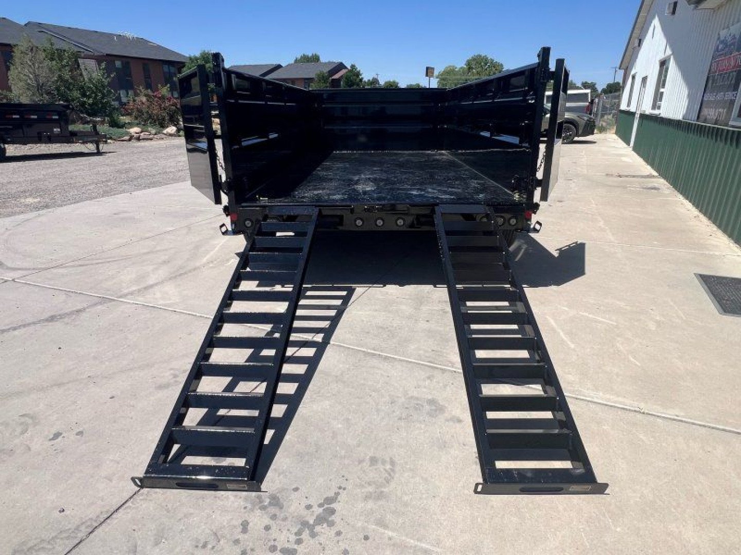 New 2025 Load Trail 83''x14' Low-Pro Dum Dump Trailer