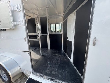 New 2026 Shadow 69166S-2STR-SR-BP Horse Trailer