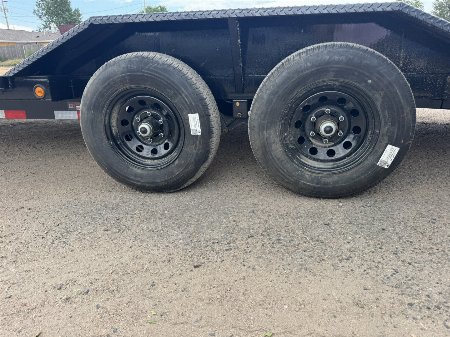 New 2025 Load Trail 8.5-HD20 Heavy Car Hauler w/ Drive-on Fenders