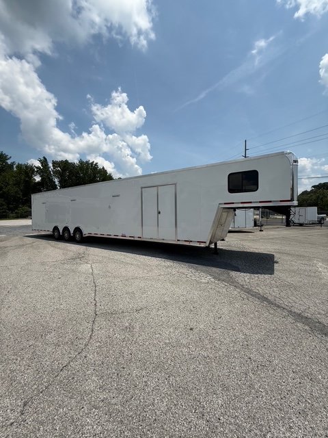 New 2025 VINTAGE 8 X 48 RACE TRAILER WITH BATHROOM