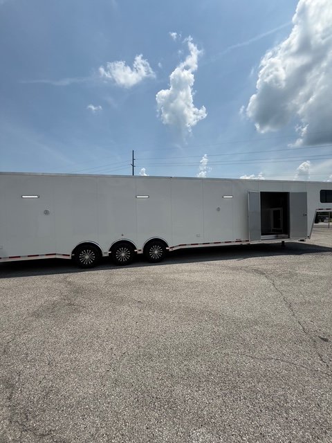 New 2025 VINTAGE 8 X 48 RACE TRAILER WITH BATHROOM
