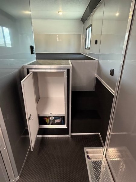 New 2025 VINTAGE 8 X 48 RACE TRAILER WITH BATHROOM