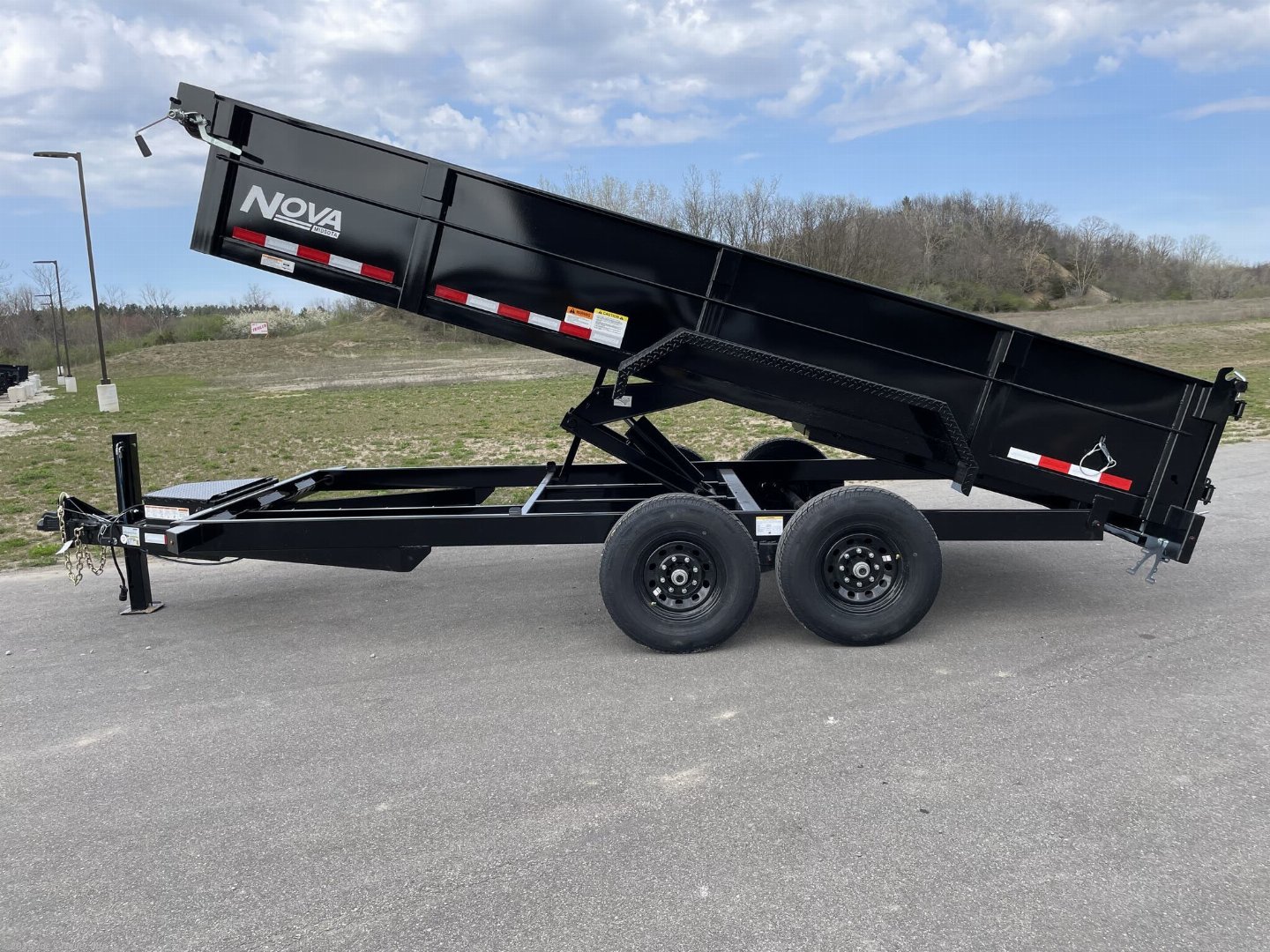 New 2024 Midsota NDTS8216 Dump Trailer