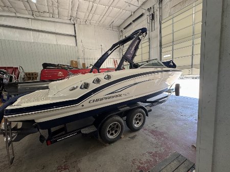 Used 2011 Chaparral 226 SSI Bowrider