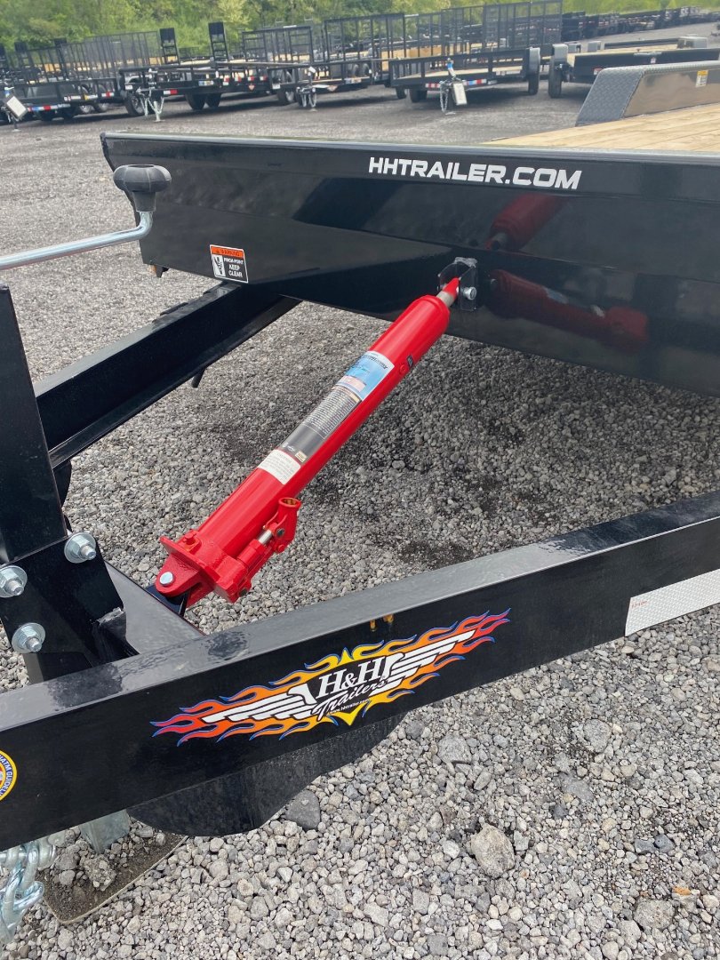 New 2025 H&H Trailers H8222MX-100 Car Hauler