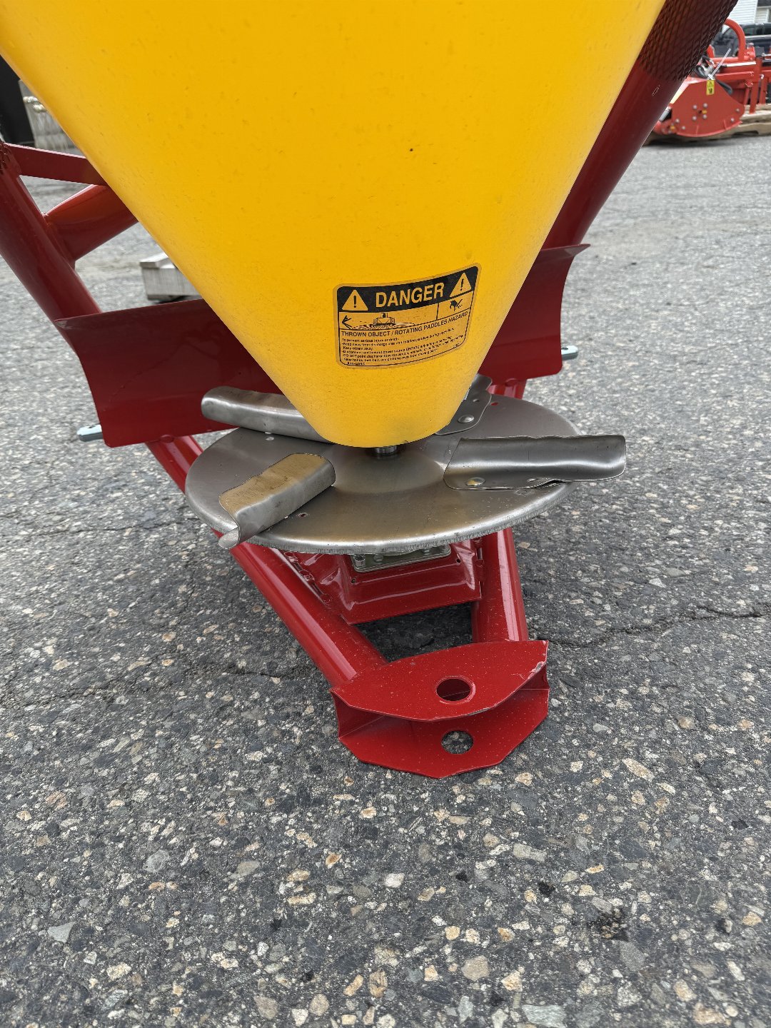 New 2025 Sundown PL Poly Spreaders