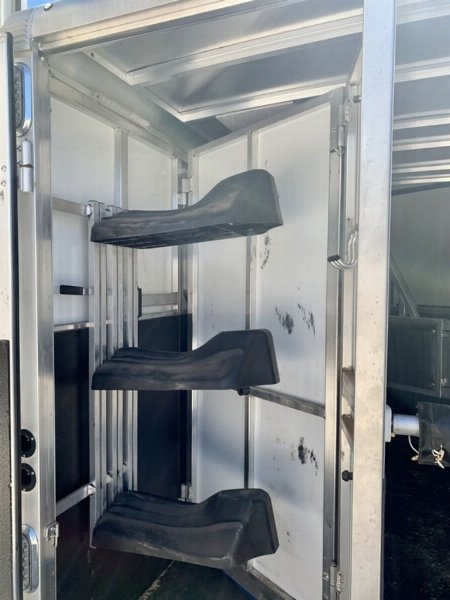 Used 2021 Sundowner Trailers SD 3H BP SUPER TACK 21