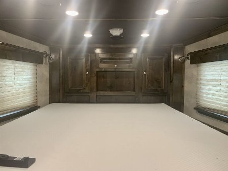 Used 2020 Cimarron Trailers Norstar Horse Gooseneck 4H