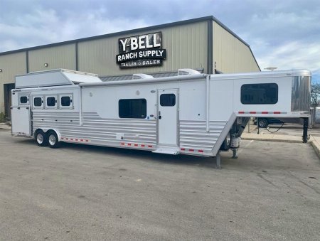 Used 2020 Cimarron Trailers Norstar Horse Gooseneck 4H