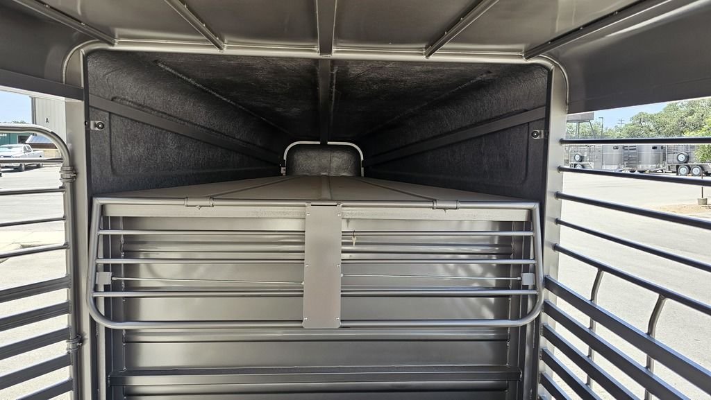 New 2023 GR Trailers Tandem Axle Gooseneck 14,000 Lbs. STH6820W14LNR