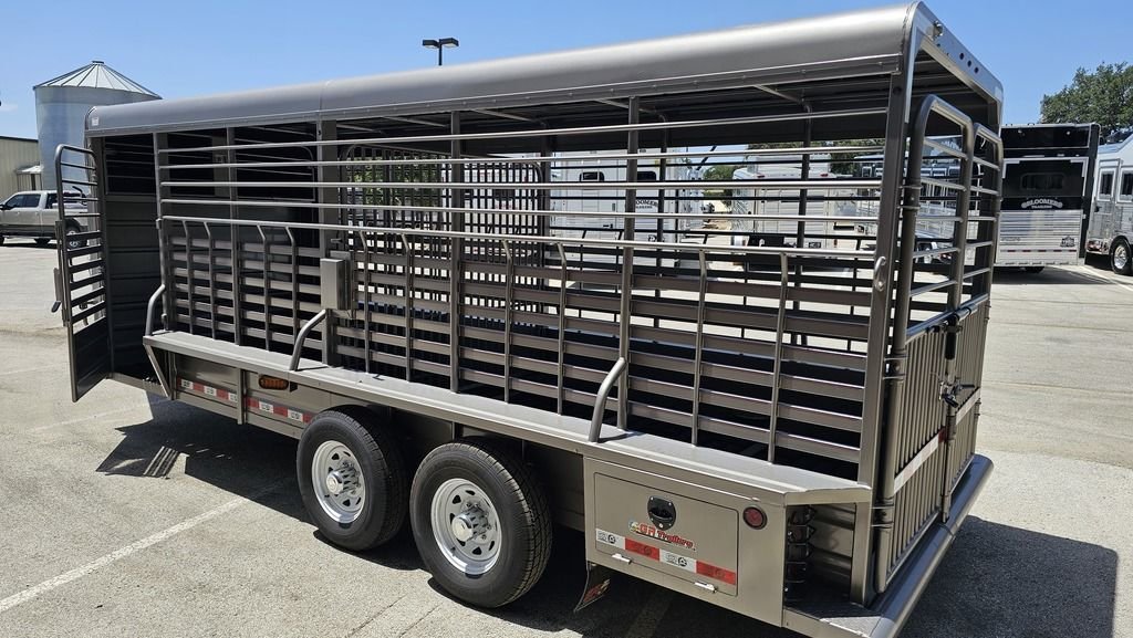 New 2023 GR Trailers Tandem Axle Gooseneck 14,000 Lbs. STH6820W14LNR