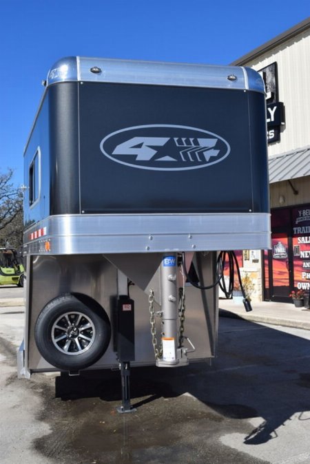 New 2024 4-Star Trailers STRAIGHT LOAD 2+1