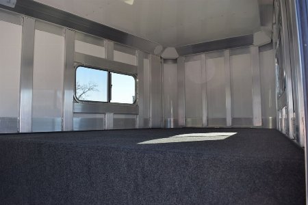 New 2024 4-Star Trailers STRAIGHT LOAD 2+1