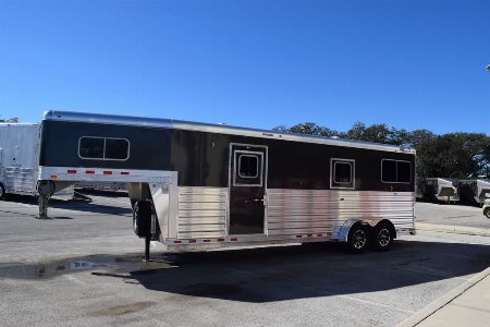 New 2024 4-Star Trailers STRAIGHT LOAD 2+1