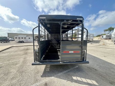 New 2025 Swift Built Trailers  SB 24' STK 25