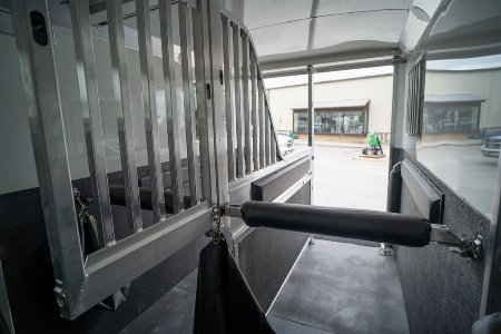 New 2025 4-Star Trailers  6'10" STRAIGHT LOAD