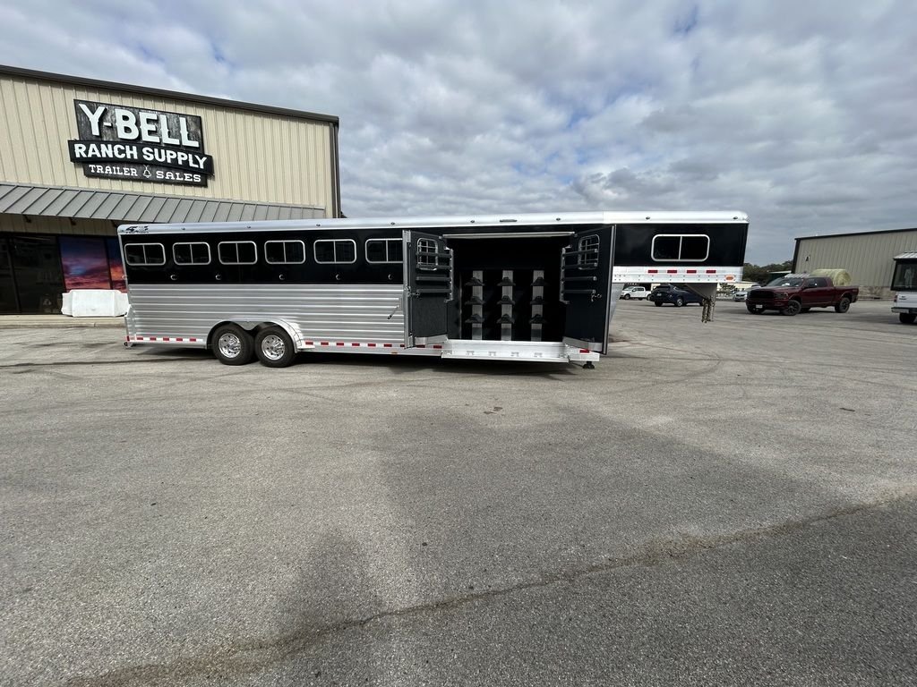 New 2025 4-Star Trailers 6HORSE TRAINER